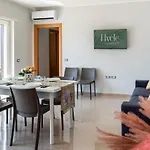 Hyele Experience Apartman *